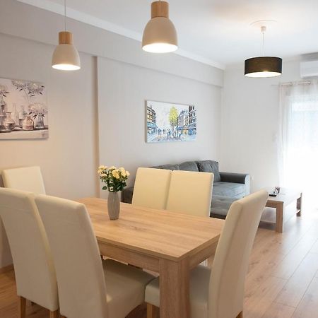 Newly Renovated Flat 500M From Subway Station Apartment Athens Luaran gambar